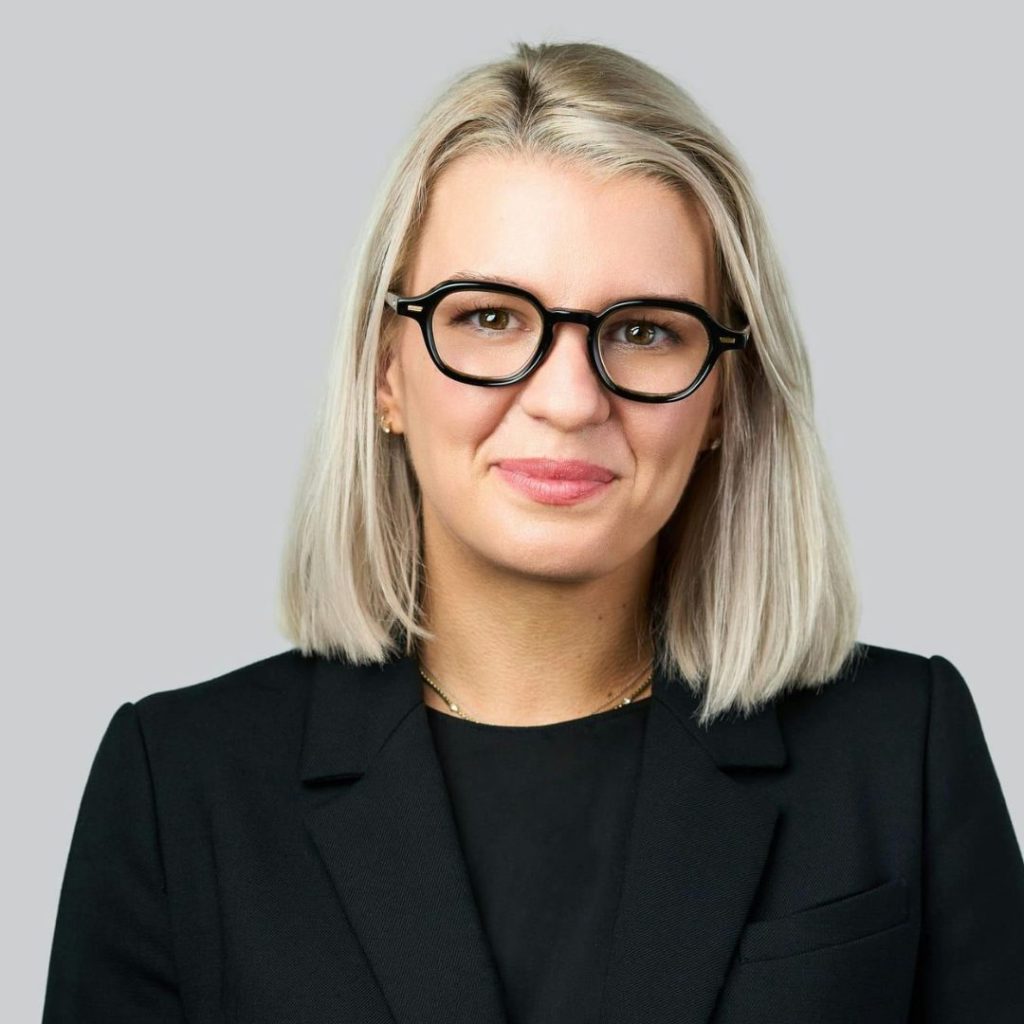 Biometric Measuring for Perfectly Fitted Multifocal Glasses