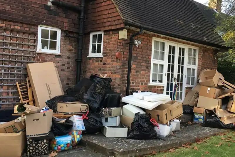 Flat Clearance Woking: Streamlined Property Decluttering Solutions
